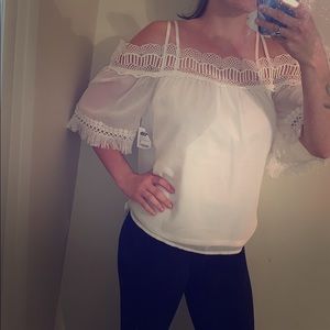 White lace -off shoulder tank top